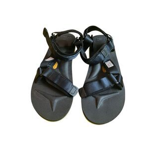 Men’s black Suicoke Depa-v2 sandals sz 11